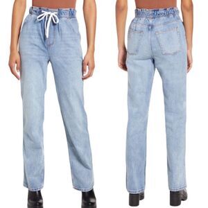 TOPSHOP High Waist Straight Leg Jeans!